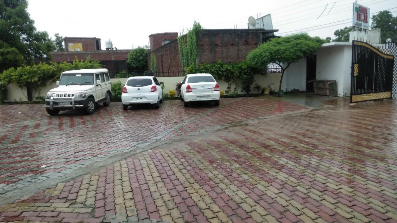 Hotel The Ideal Kushinagar Extérieur photo