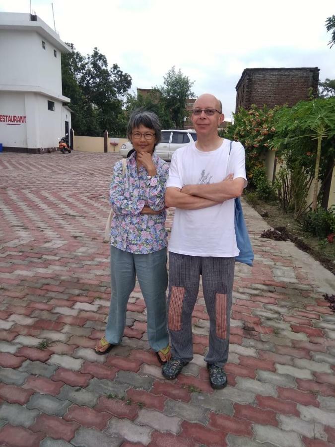 Hotel The Ideal Kushinagar Extérieur photo
